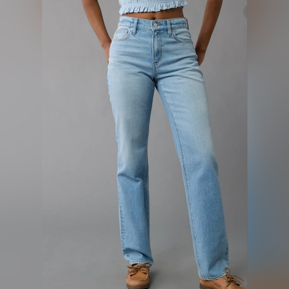 like NEW *** AE SUPER HIGH WAISTED STRAIGHT JEAN